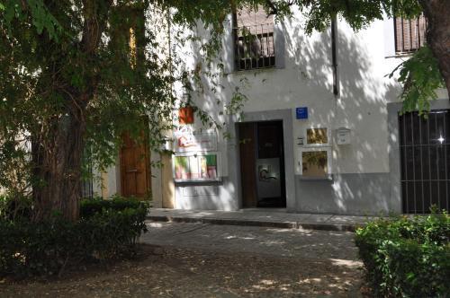 Apartamentos La Casa Pintada Caces Extérieur photo